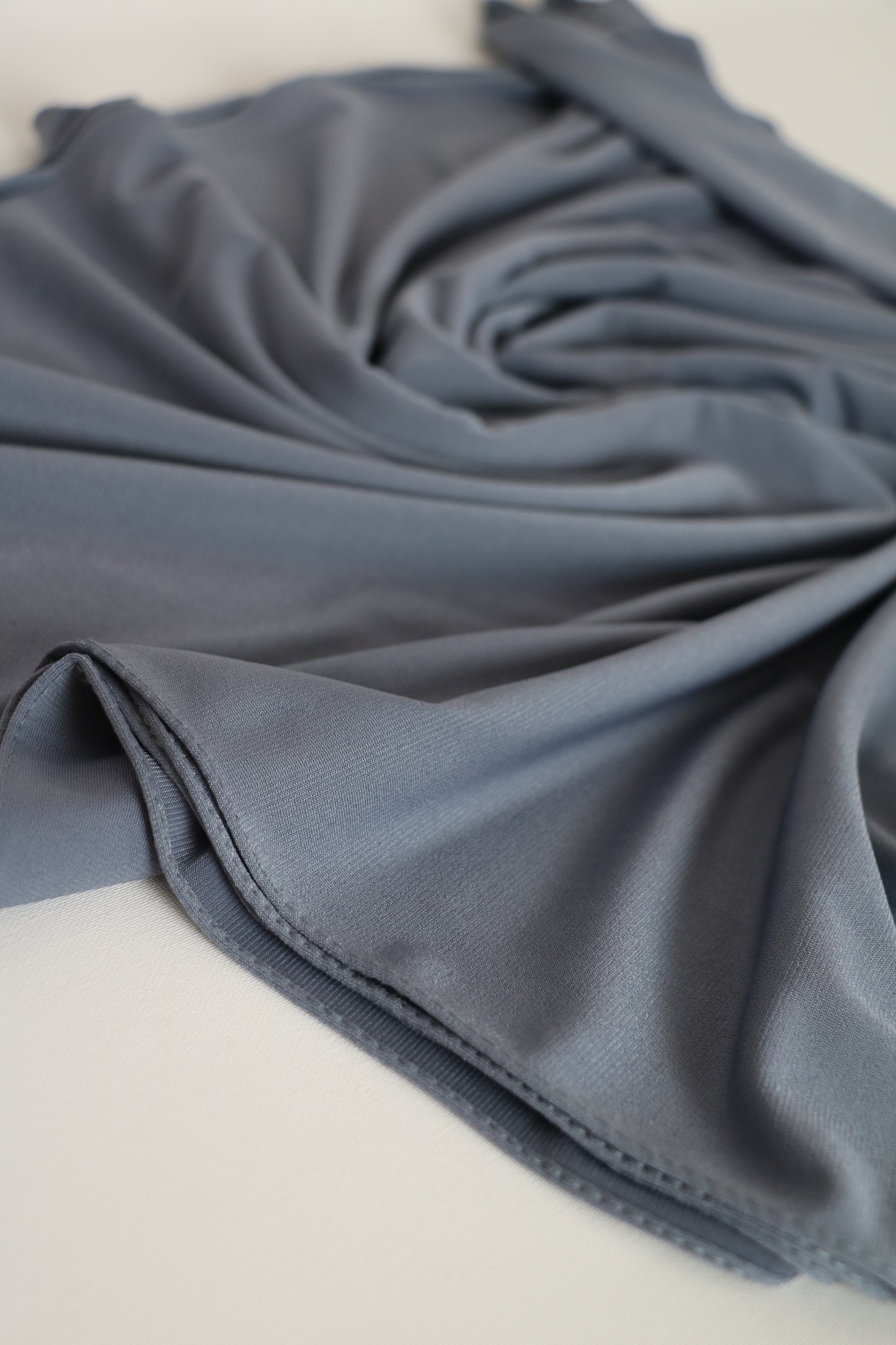 Hijab jersey premium de luxe bleu denim