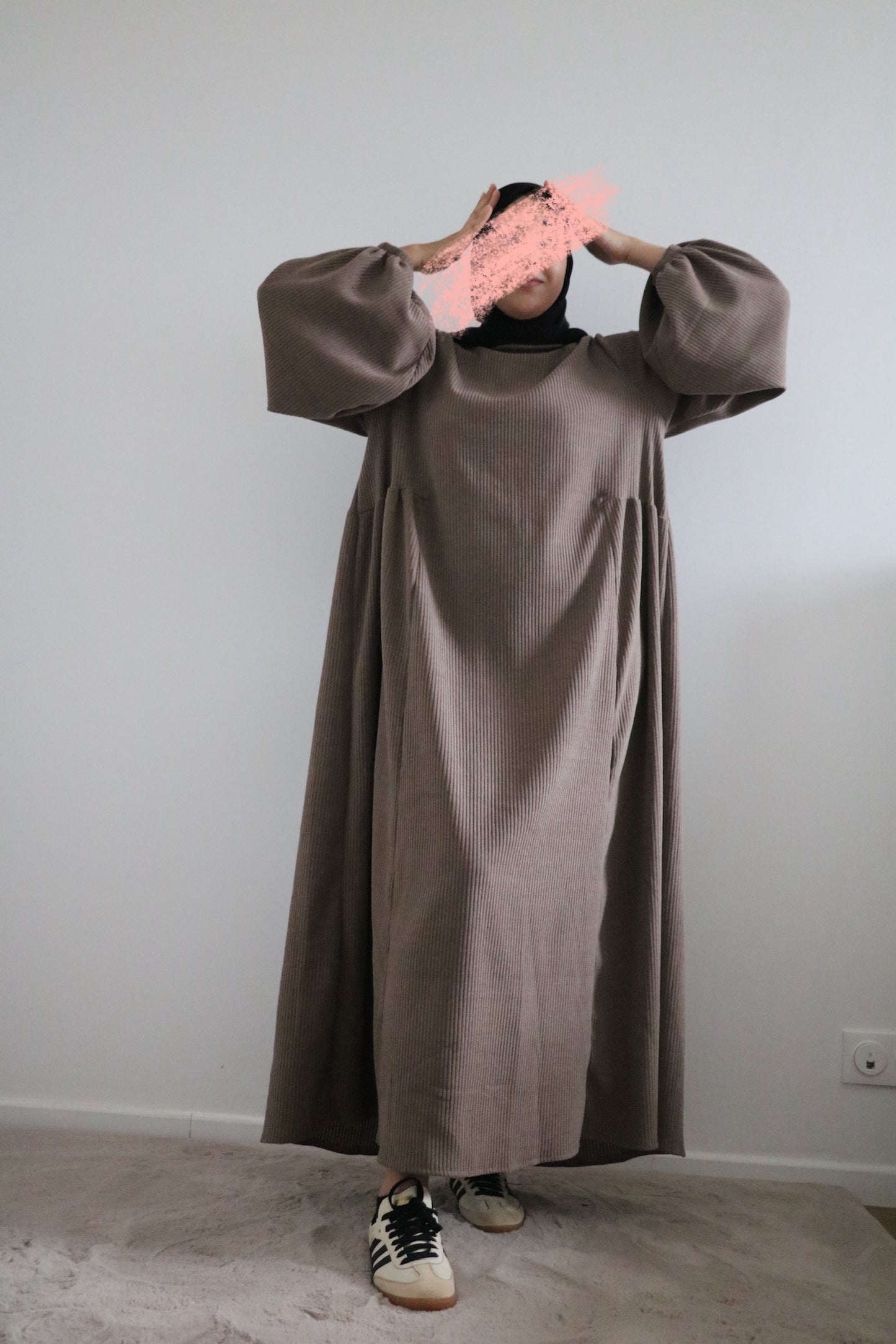 abaya à manches bouffantes velours