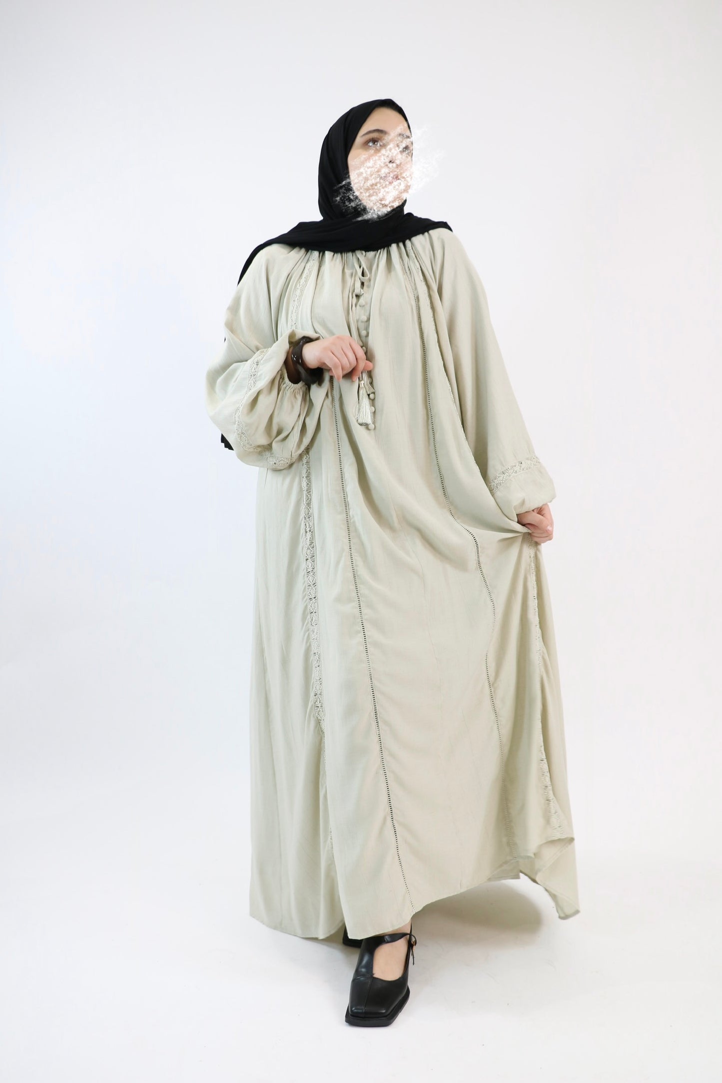 Abaya robe  – Élégance Intemporelle