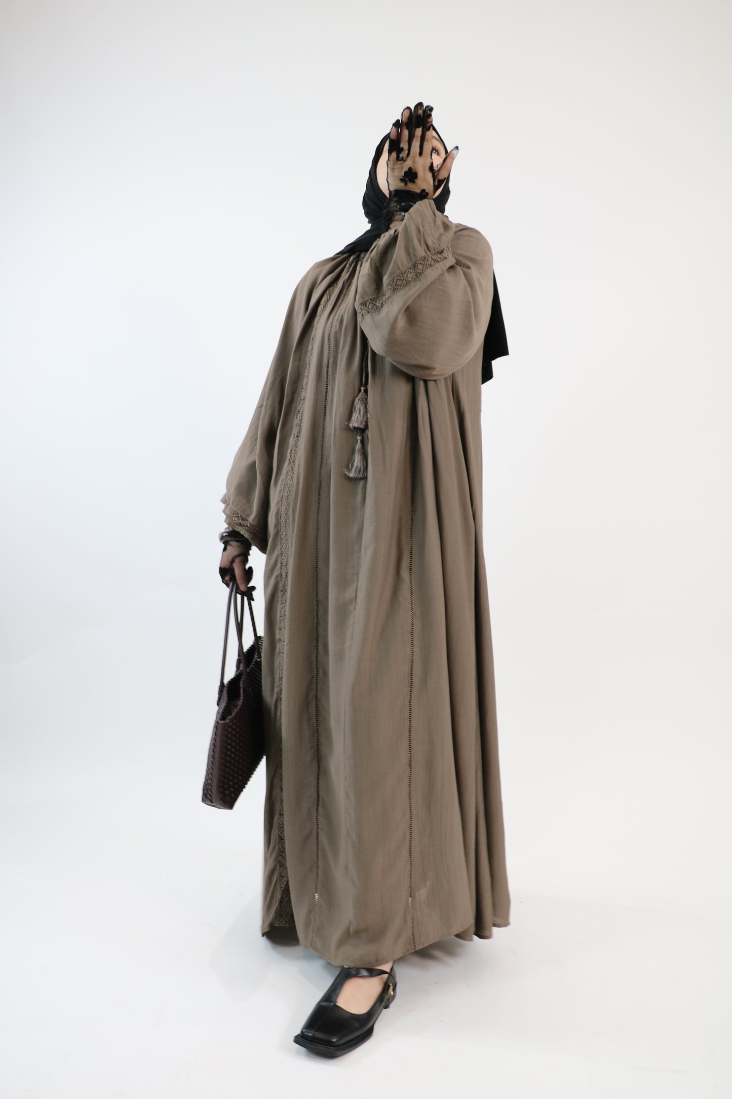 Abaya robe  – Élégance Intemporelle