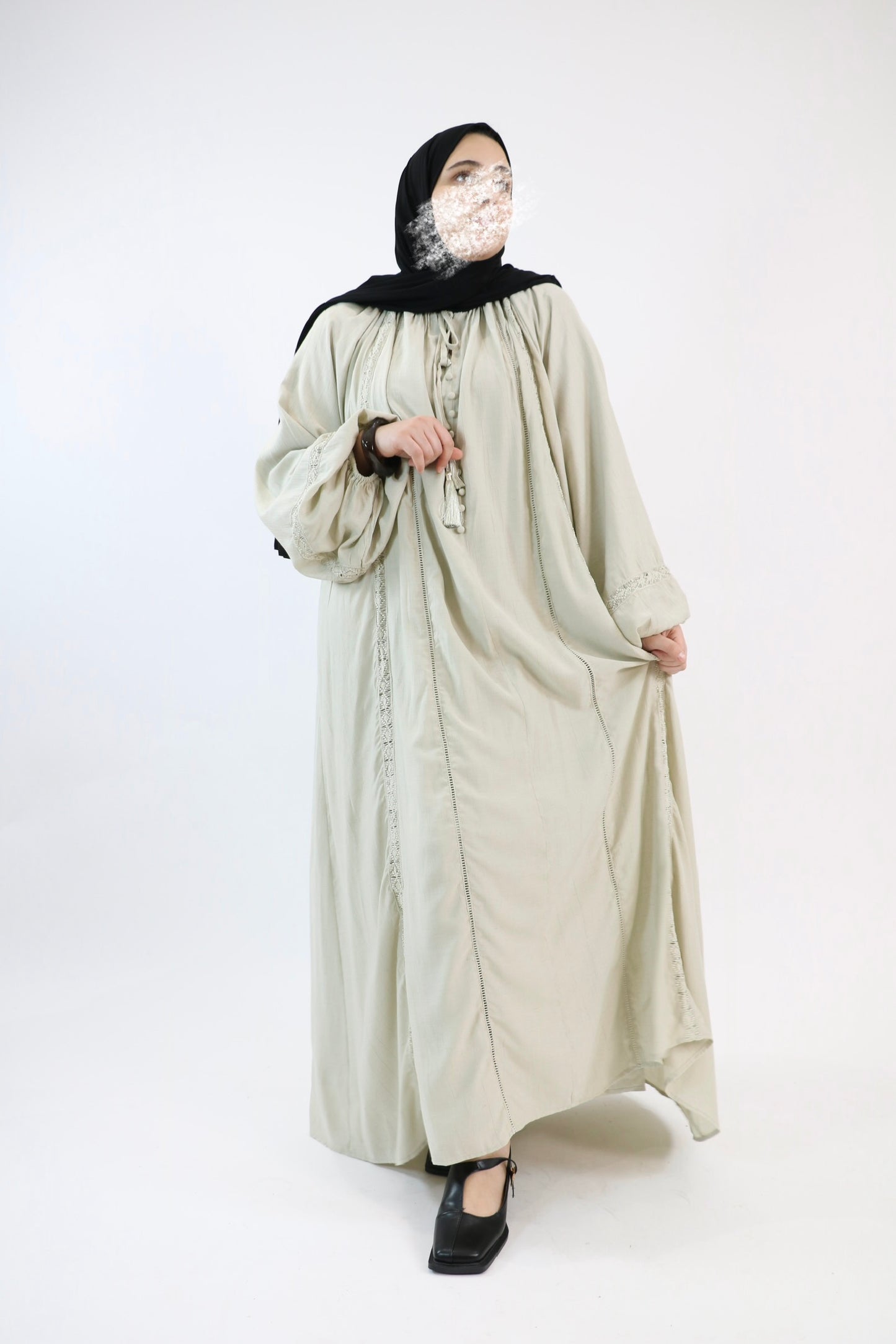 Abaya robe  – Élégance Intemporelle