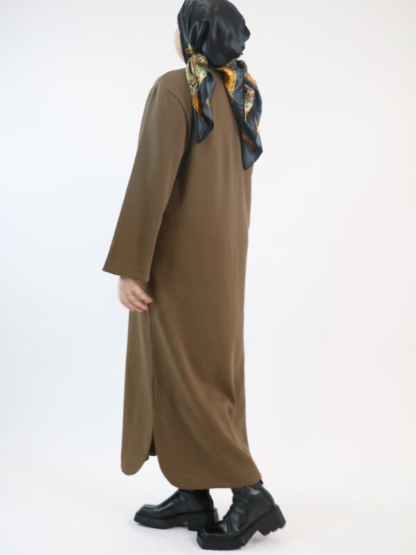 Robe t-shirt longue marron femme musulmane – Meraaya