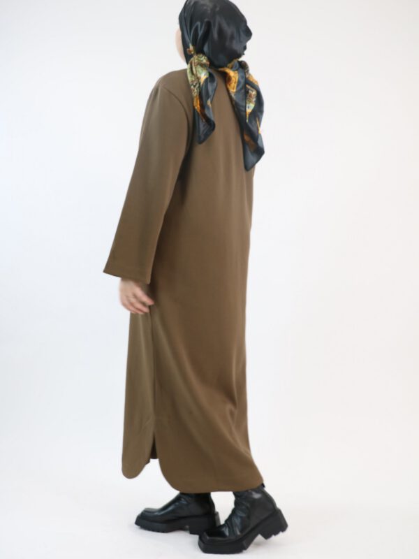 Robe t-shirt longue marron femme musulmane – Meraaya